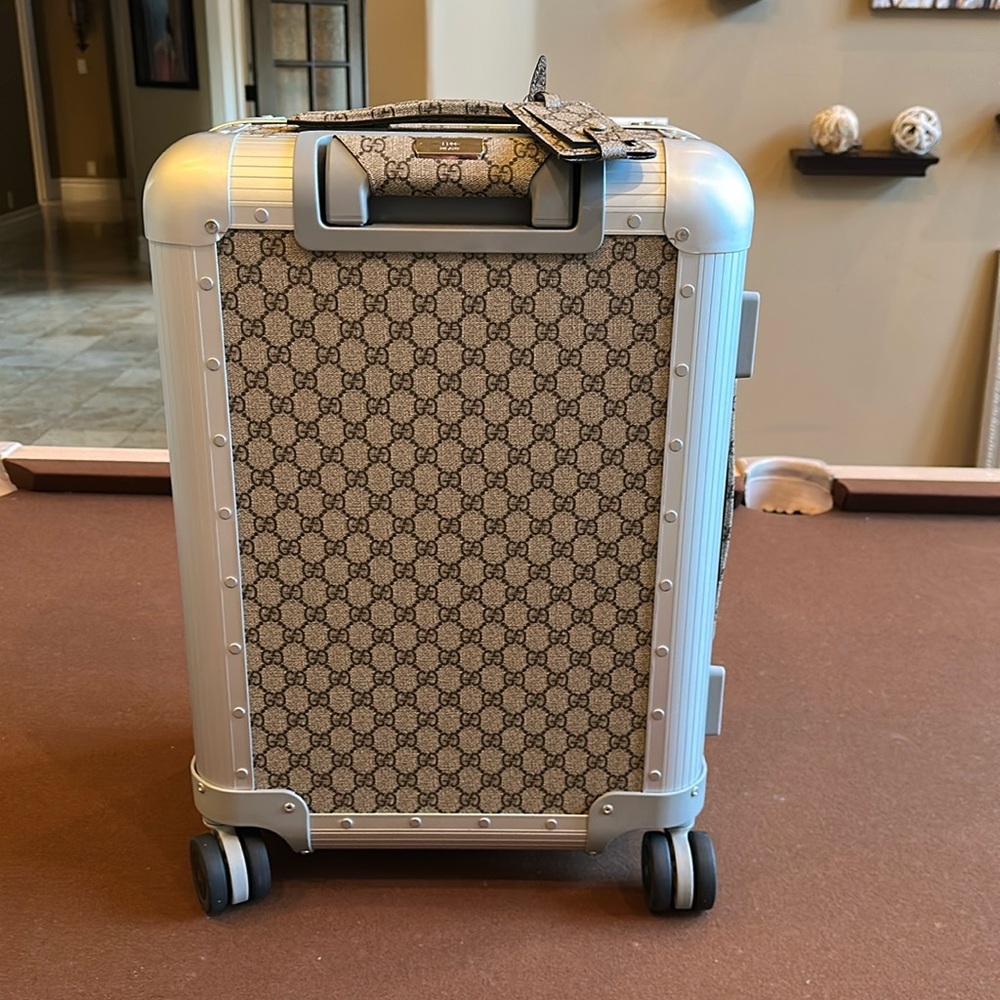 Gucci GG supreme monogram, porter, carry-on suitcase never used brand new